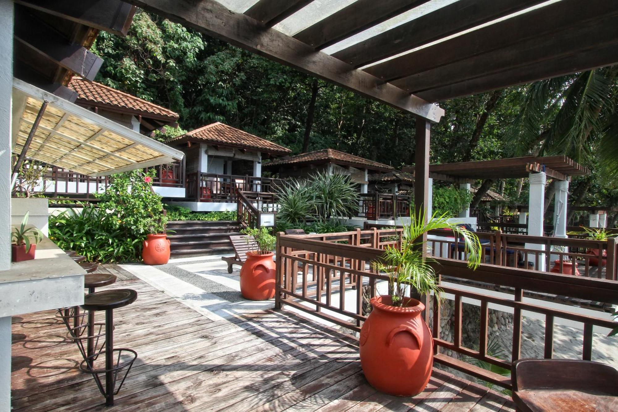 Hotel Club Punta Fuego à Nasugbu Extérieur photo