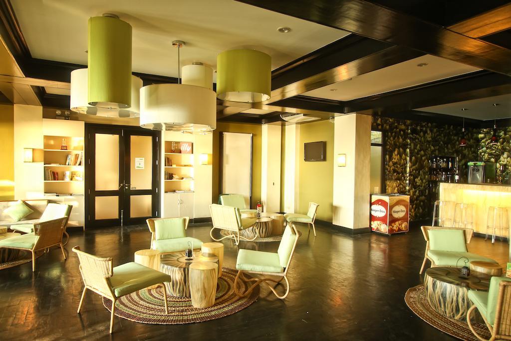 Hotel Club Punta Fuego à Nasugbu Extérieur photo